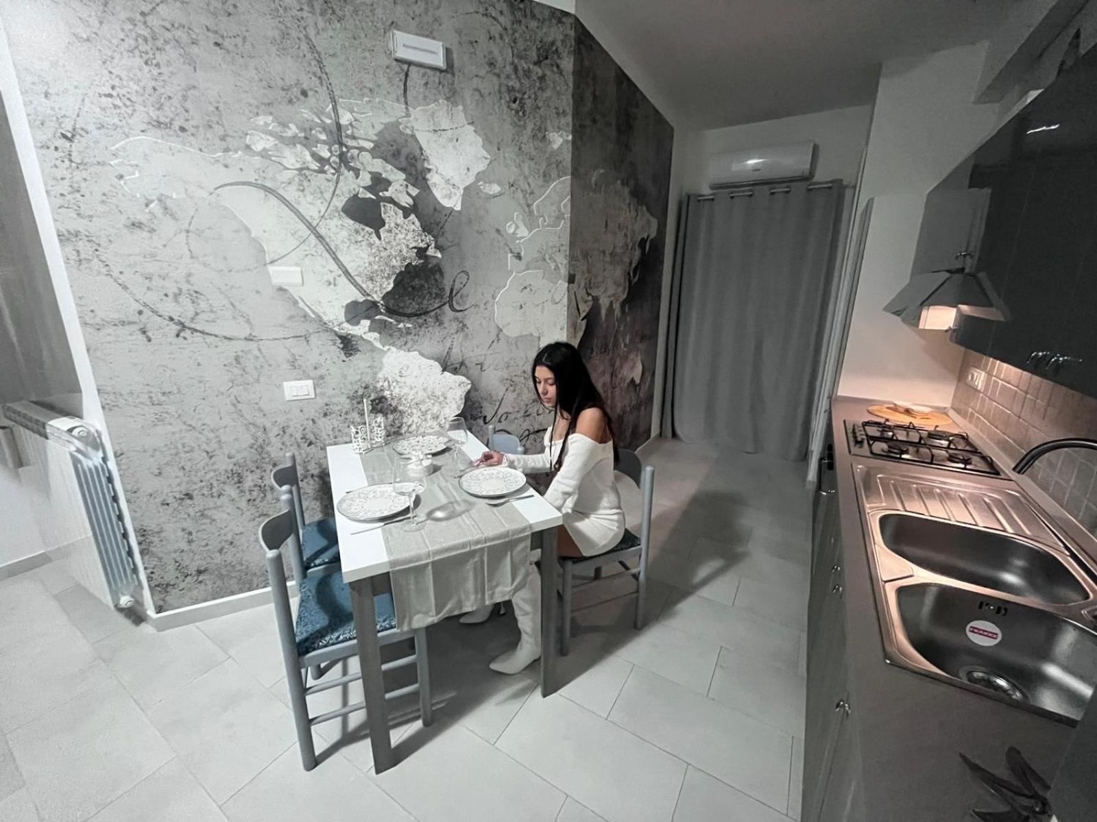 شقة Nina'S House 3 , A 300 Metri Dal Mare Santa Caterina Dello Ionio Marina المظهر الخارجي الصورة